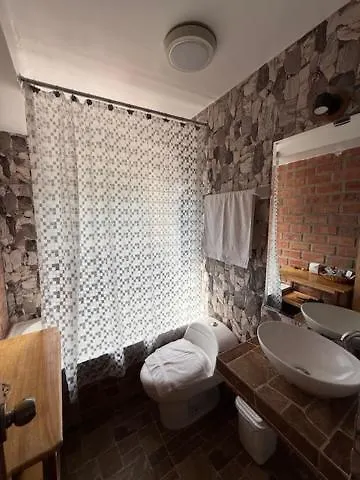 Parwa Guest house 3*
