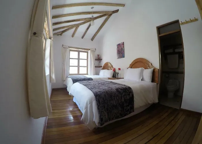 Parwa Guest house 3*
